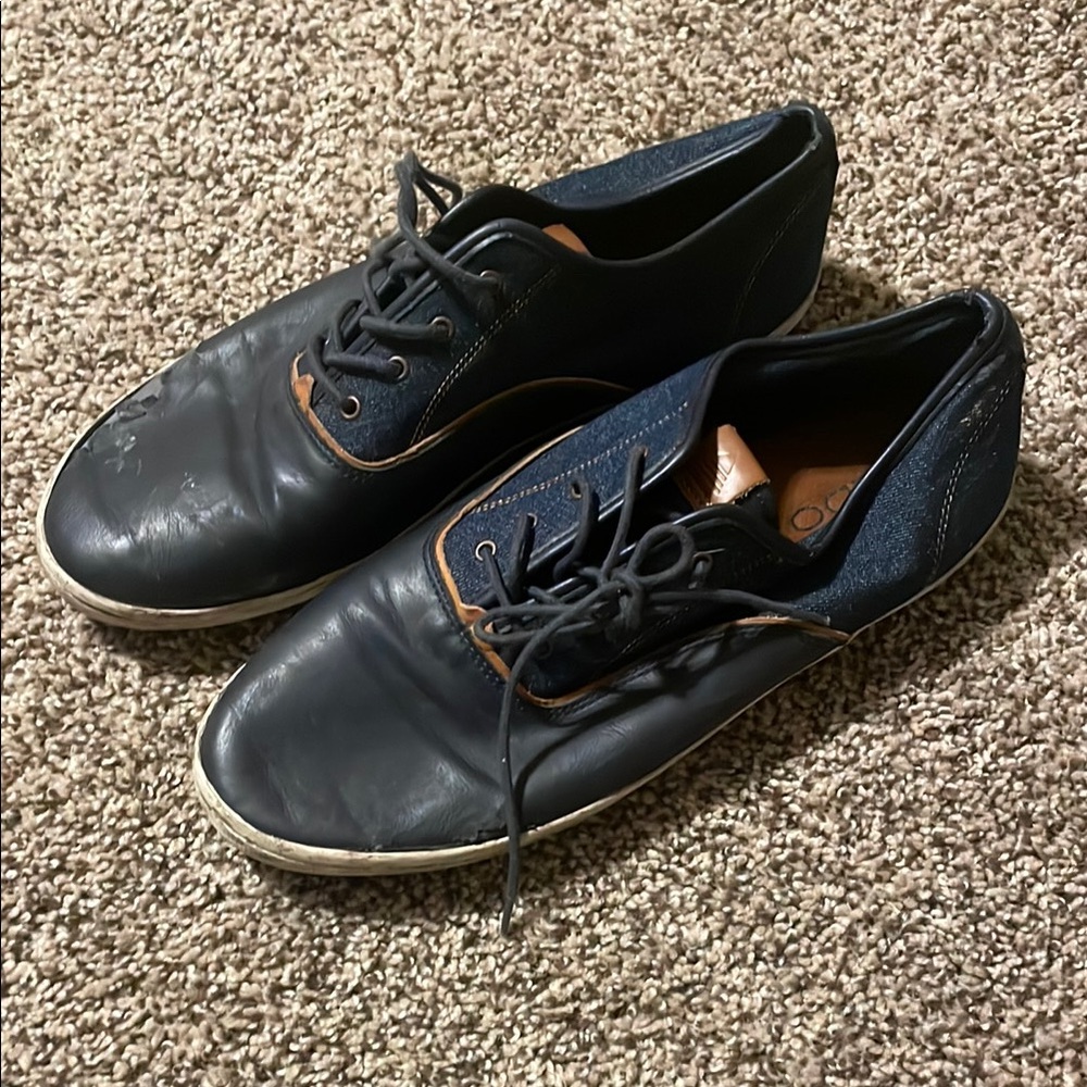 Aldo Black and Brown Classic Oxfords
